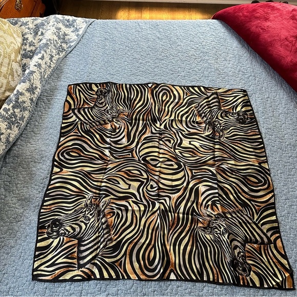Zebra Print Scarf Black & Rust Safari Silk Feeling Vintage Roller Hem 28” Square - Picture 7 of 10